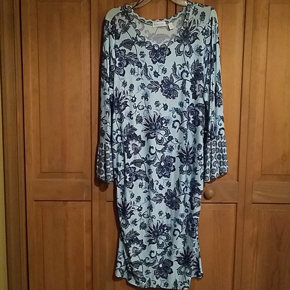 Maternity dress